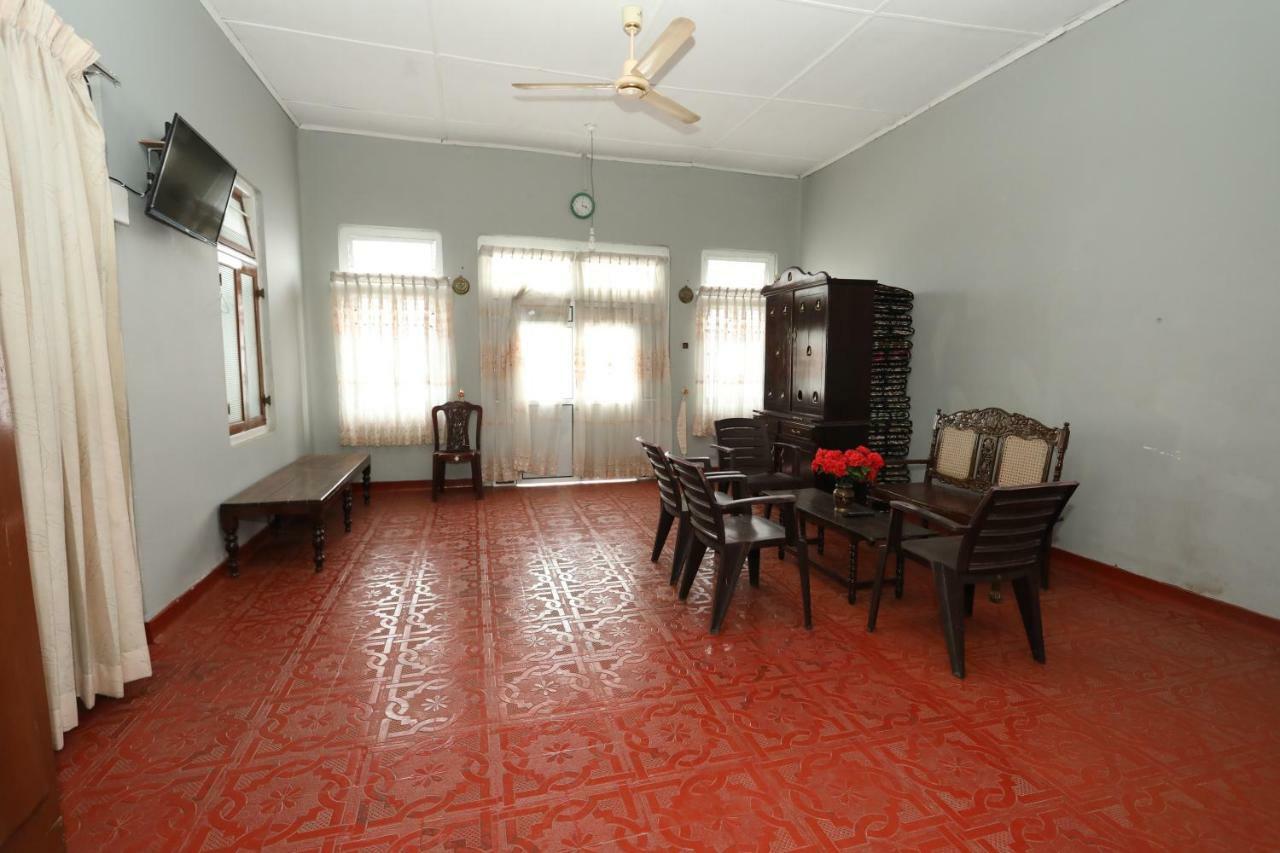 Jaffna Premier Inn Exterior foto